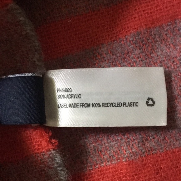 Gap Scarf/Wrap - Picture 5 of 6